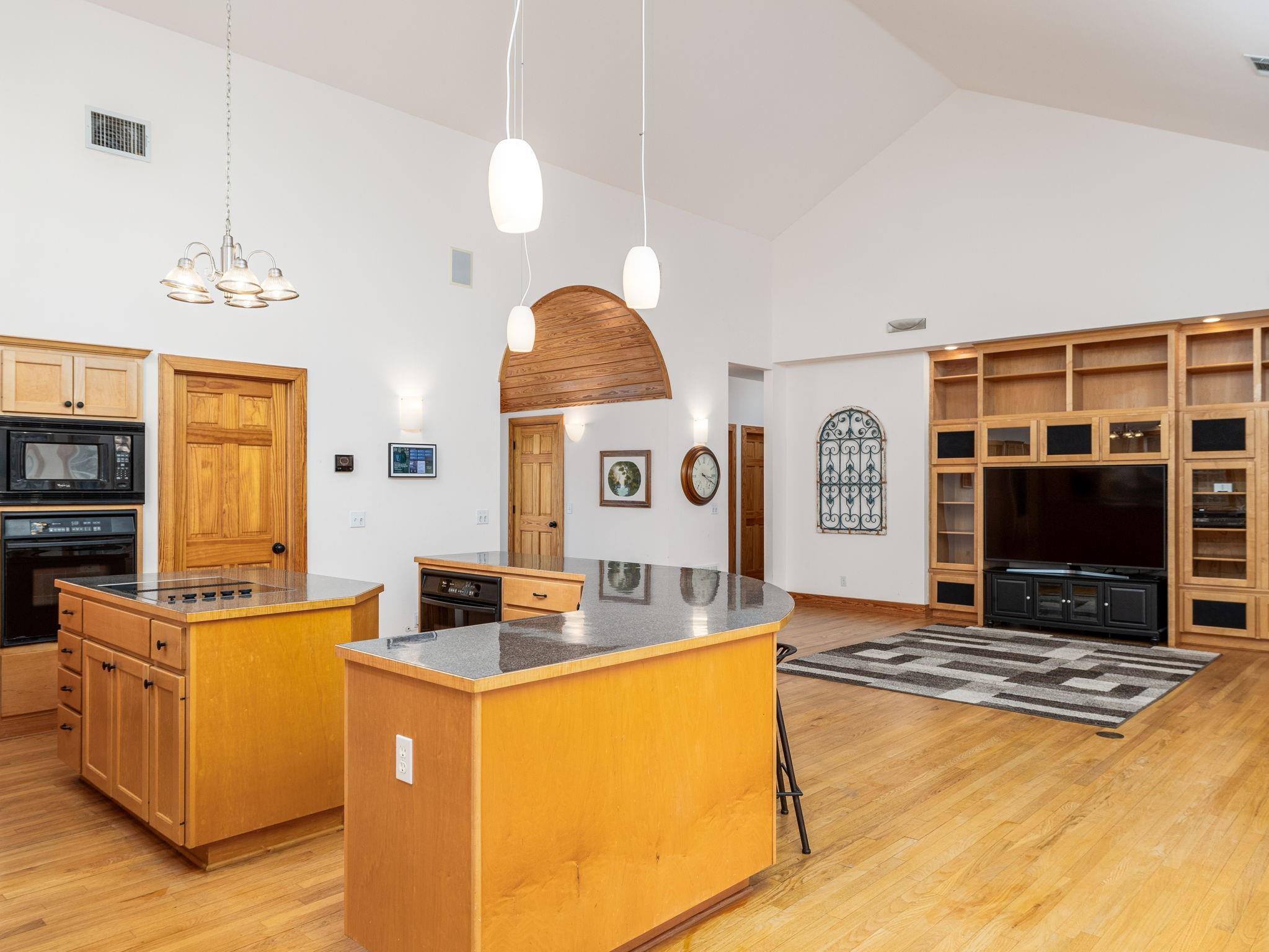 Driftwood, Texas 78619, United States, 3 Bedrooms Bedrooms, ,4 BathroomsBathrooms,Residential,Active,7234