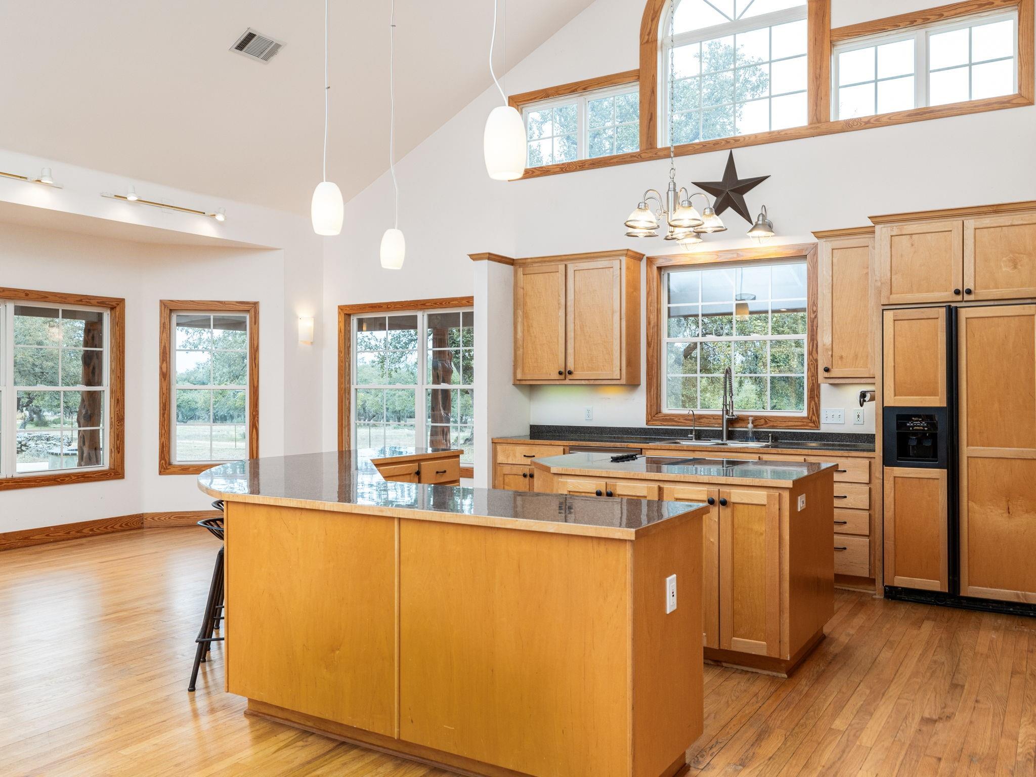 Driftwood, Texas 78619, United States, 3 Bedrooms Bedrooms, ,4 BathroomsBathrooms,Residential,Active,7234