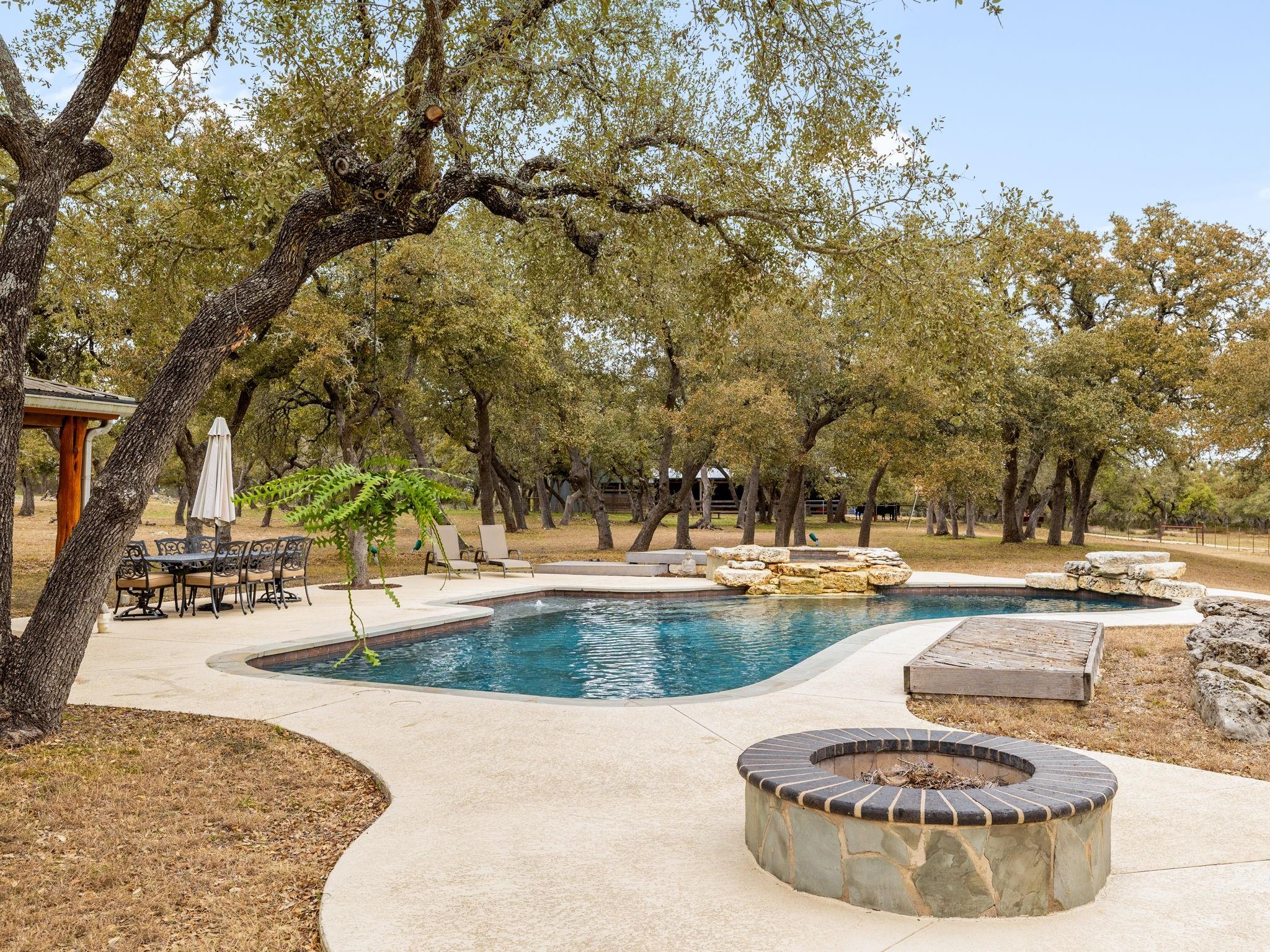 Driftwood, Texas 78619, United States, 3 Bedrooms Bedrooms, ,4 BathroomsBathrooms,Residential,Active,7234