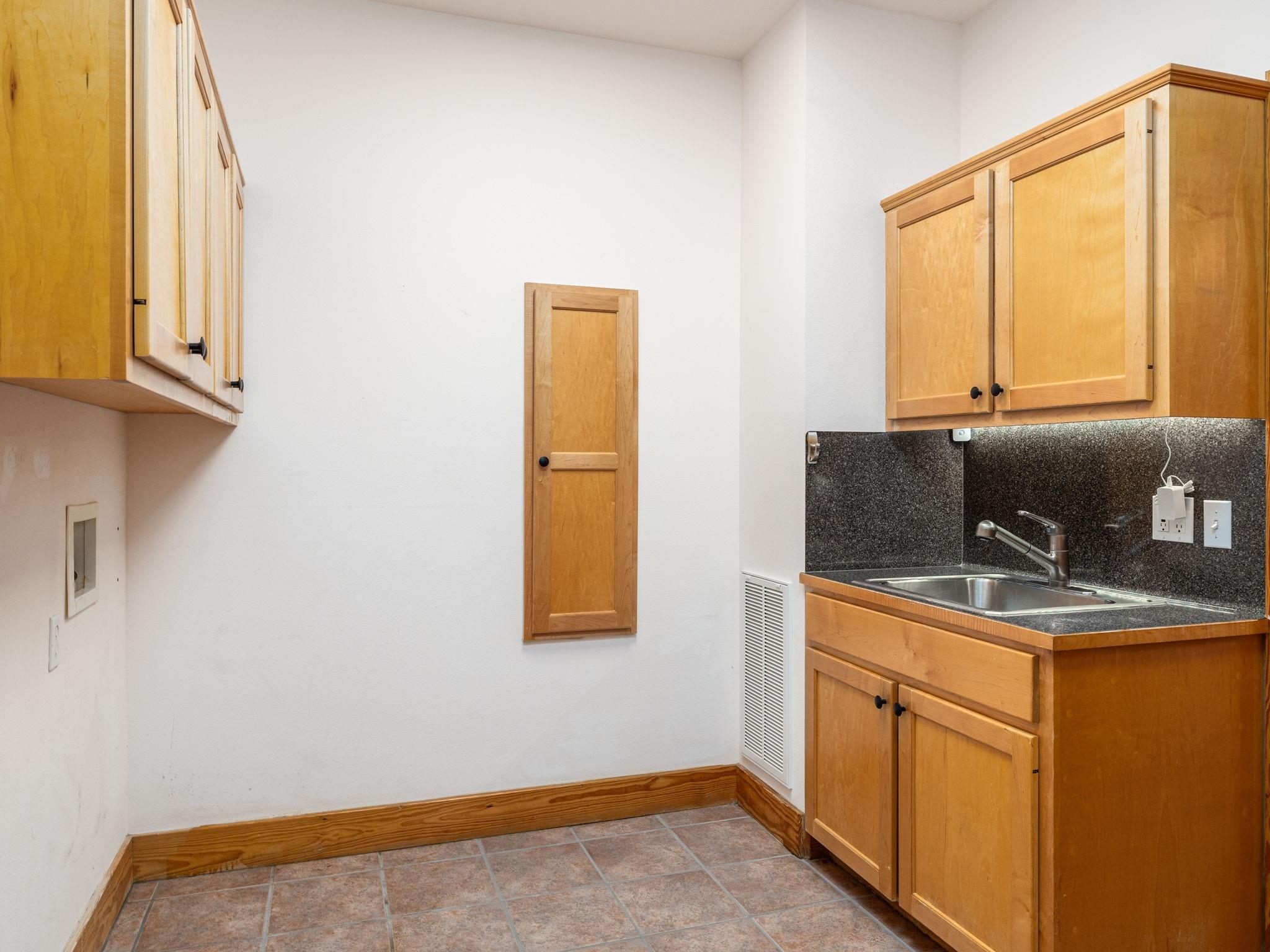 Driftwood, Texas 78619, United States, 3 Bedrooms Bedrooms, ,4 BathroomsBathrooms,Residential,Active,7234