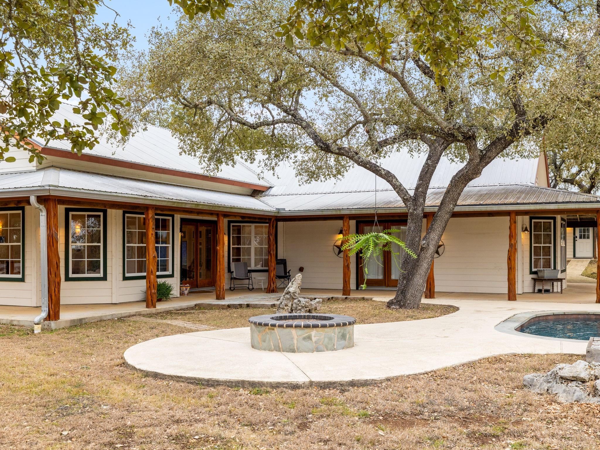 Driftwood, Texas 78619, United States, 3 Bedrooms Bedrooms, ,4 BathroomsBathrooms,Residential,Active,7234