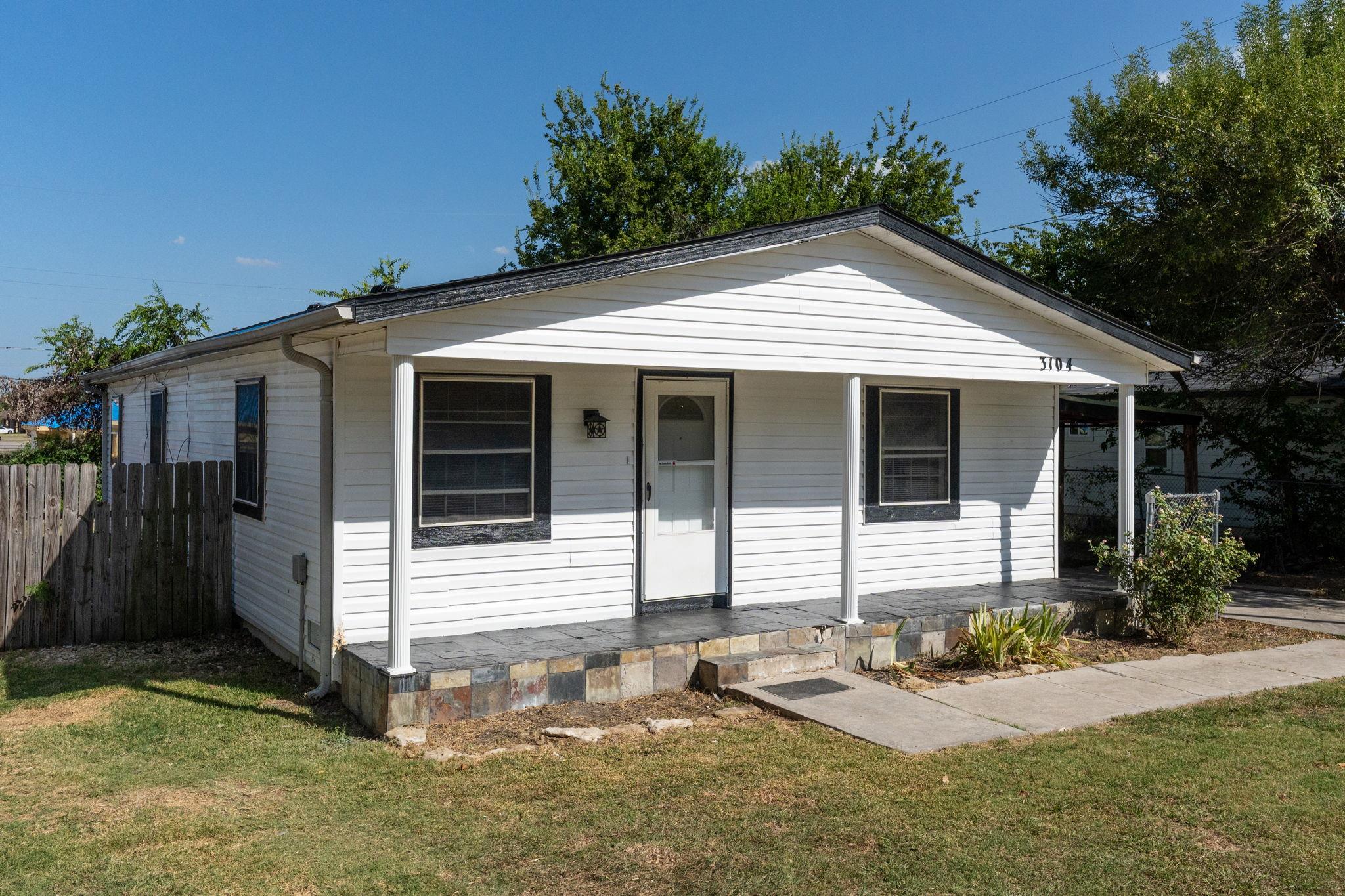 3104 Ricks RD