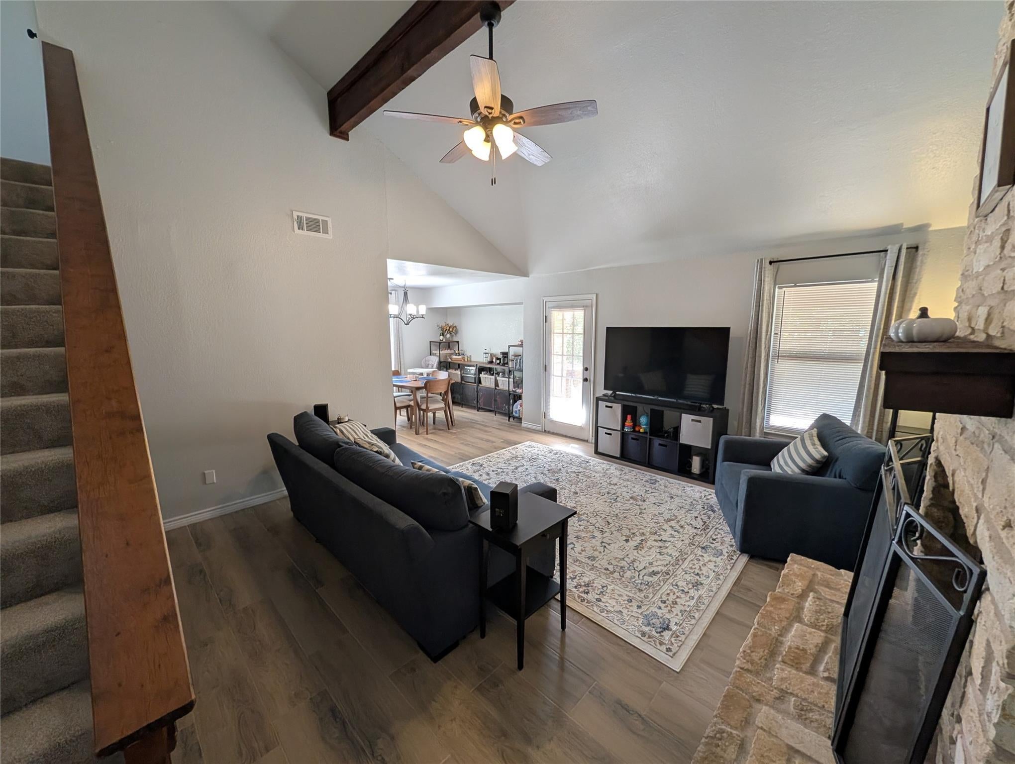 1802 Wagon Gap DR
