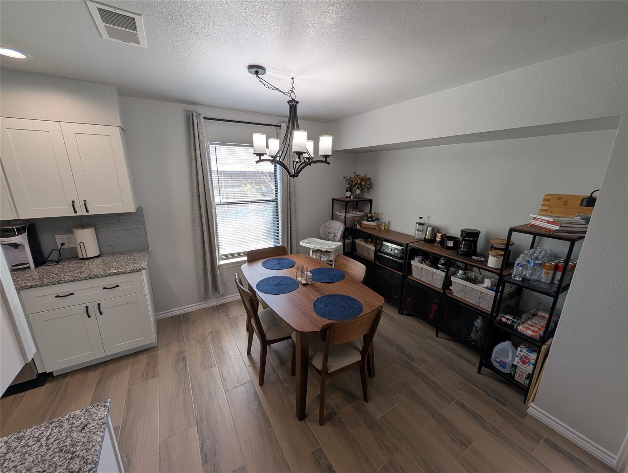 1802 Wagon Gap DR