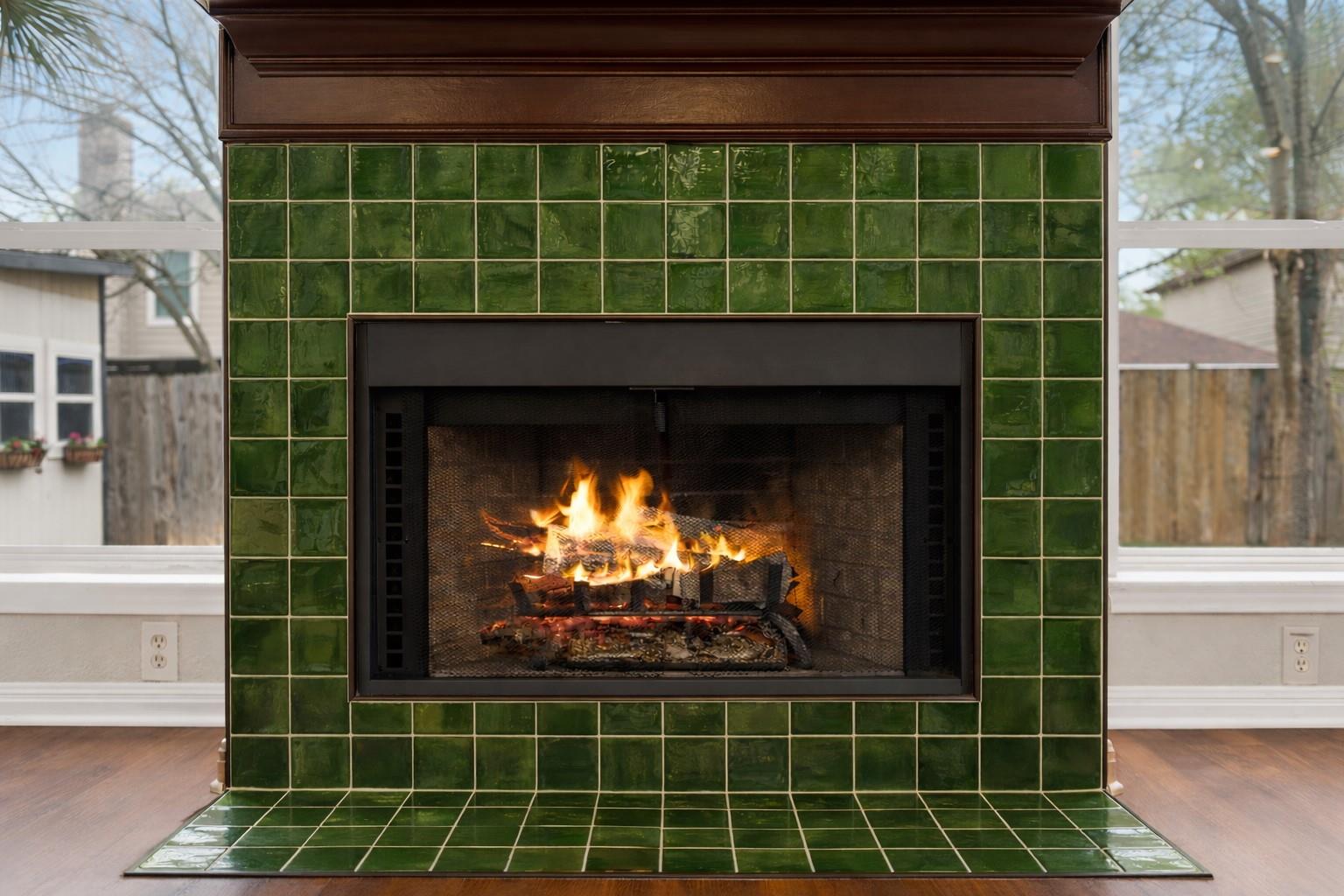 813 Caribou Ridge TRL