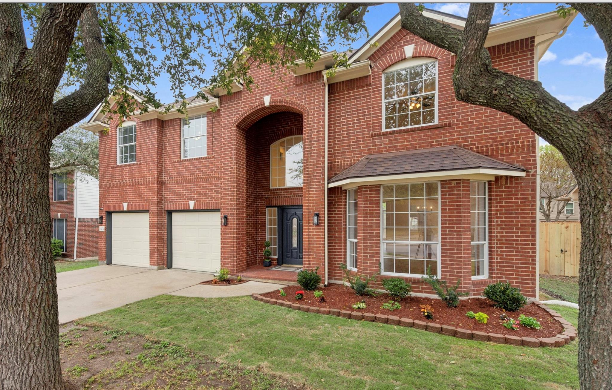 813 Caribou Ridge TRL