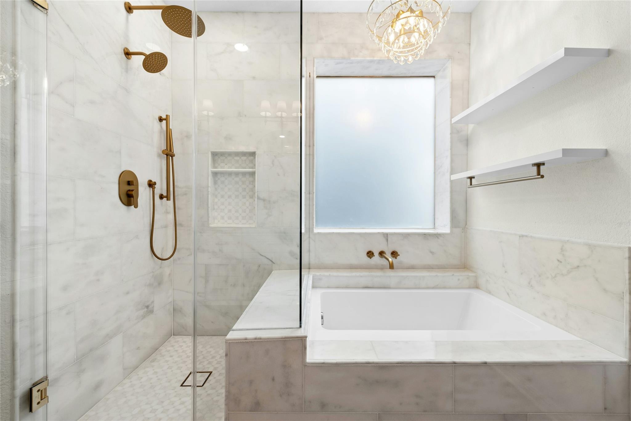 813 Caribou Ridge TRL