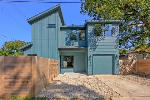 Photo of 1601 Canterbury ST #2, Austin, TX 78702 (MLS # 8317888) Photo of 1601 Canterbury ST #2, Austin, TX 78702 (MLS # 8317888)