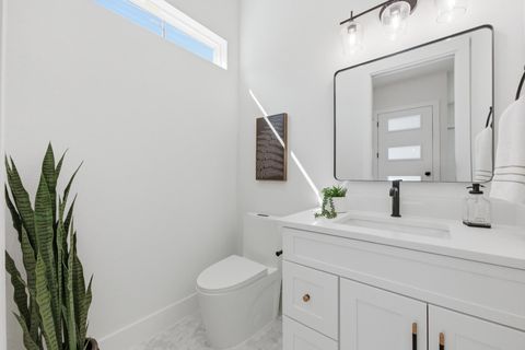 Tiny photo for 1601 Canterbury ST #2, Austin, TX 78702 (MLS # 8317888)