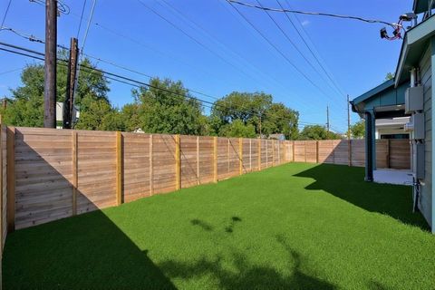 Tiny photo for 1601 Canterbury ST #2, Austin, TX 78702 (MLS # 8317888)