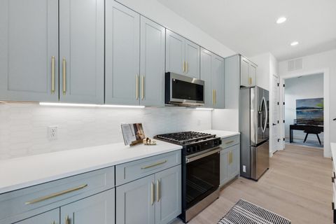 Tiny photo for 1601 Canterbury ST #2, Austin, TX 78702 (MLS # 8317888)