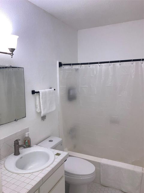 Tiny photo for 2302 E Side DR #30, Austin, TX 78704 (MLS # 4549482)