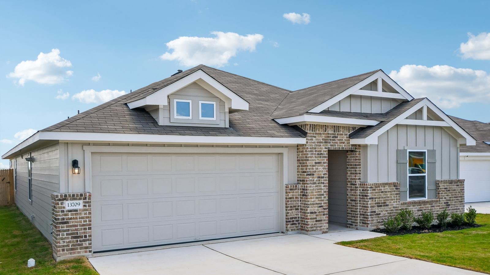 13709 Carper DR