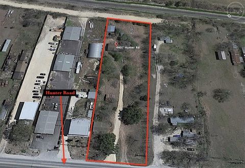 Photo of 4405 Hunter RD, San Marcos, TX 78666 (MLS # 6271032)