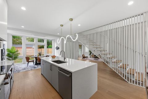 Tiny photo for 4305 Mount Vernon DR, Austin, TX 78745 (MLS # 8681710)