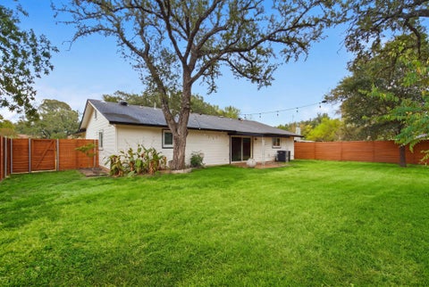 Tiny photo for 2307 Whitestone DR, Austin, TX 78745 (MLS # 8733490)