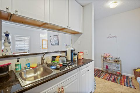 Tiny photo for 715 22 1/2 ST #101, Austin, TX 78705 (MLS # 7795806)