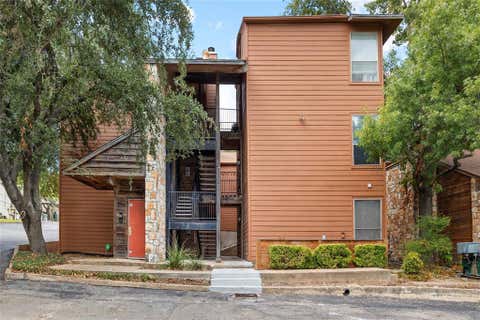 Photo of 6903 Deatonhill DR #2, Austin, TX 78745 (MLS # 1133061)