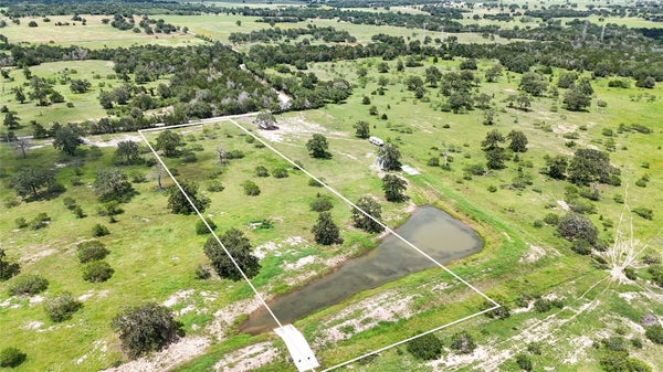 170 ZACK LN, GIDDINGS, TX 78942 - Image c86e08a51ae3901bd4e531898e65deb1/4090492004