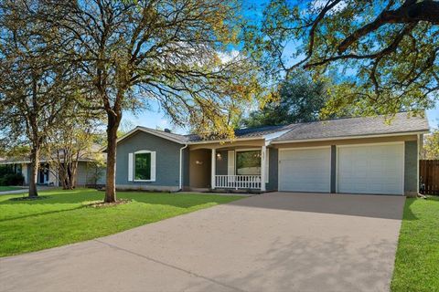 Photo of 2301 Brookhill DR, Austin, TX 78745 (MLS # 1286050)