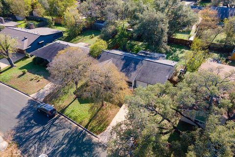 Tiny photo for 2301 Brookhill DR, Austin, TX 78745 (MLS # 1286050)
