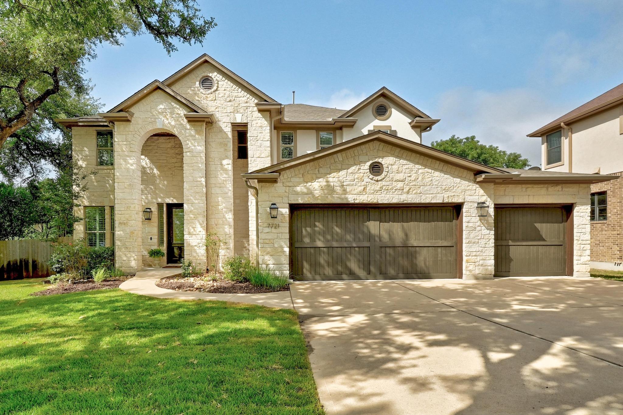 7721 Haggans LN