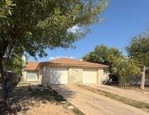 Photo of 2202 Donahue LN #A, Austin, TX 78744 (MLS # 2443319)
