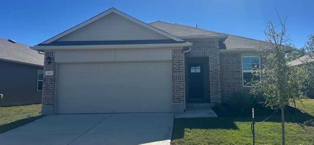 Photo of 400 St Thomas ST, Lockhart, TX 78644 (MLS # 2325211)