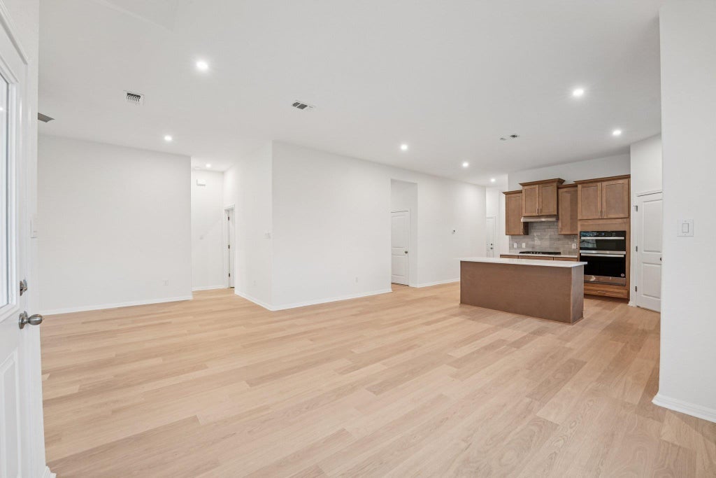 Photo of 342 Backstays LOOP, Kyle, TX 78640 (MLS # 8538766)