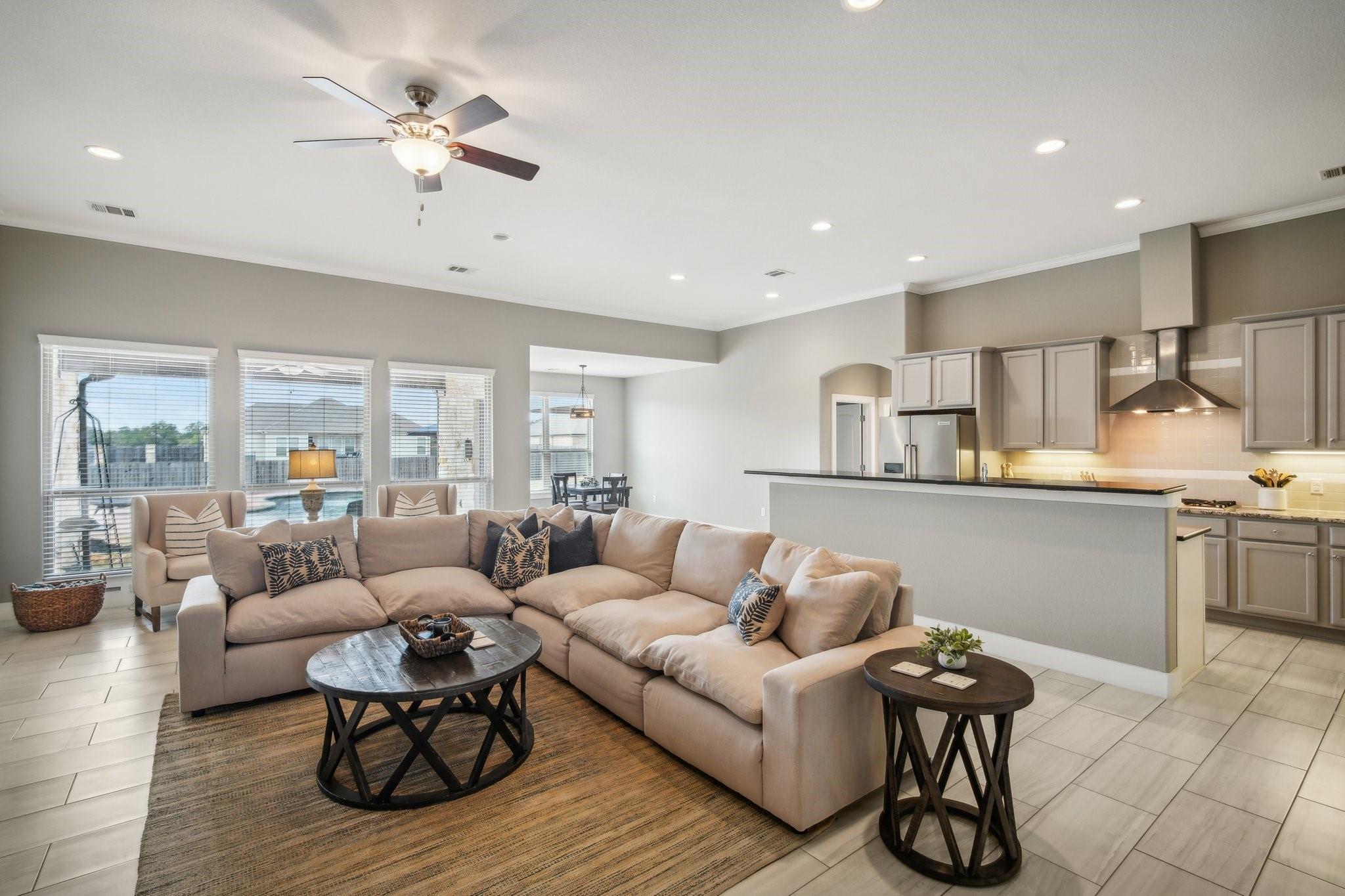 281 Chisholm TRL