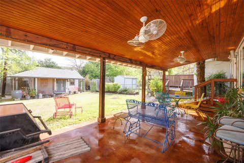 Tiny photo for 2410 Elmglen DR, Austin, TX 78704 (MLS # 8460799)