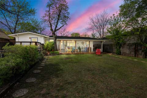 Tiny photo for 2410 Elmglen DR, Austin, TX 78704 (MLS # 8460799)