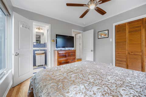 Tiny photo for 2410 Elmglen DR, Austin, TX 78704 (MLS # 8460799)