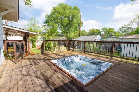 Tiny photo for 2410 Elmglen DR, Austin, TX 78704 (MLS # 8460799)