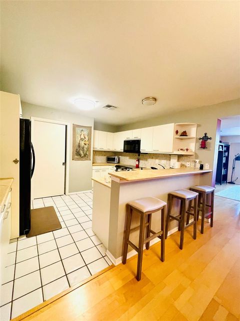 Tiny photo for 40 N Interstate 35 #4C2, Austin, TX 78701 (MLS # 2353753)