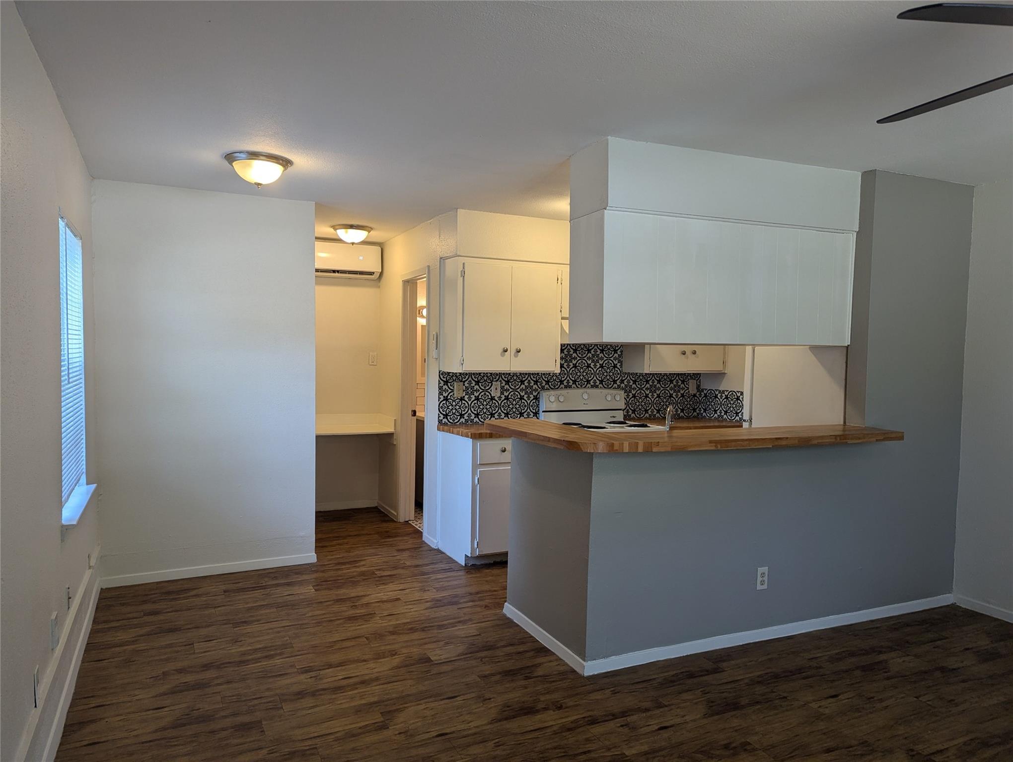 3119 Tom Green ST 6