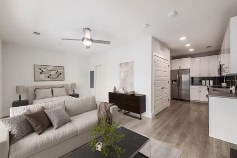 Photo of 2213 Poquito ST #315, Austin, TX 78722 (MLS # 1754925) Photo of 2213 Poquito ST #315, Austin, TX 78722 (MLS # 1754925)