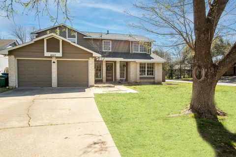 Photo of 8007 Swindon LN, Austin, TX 78745 (MLS # 1937823)
