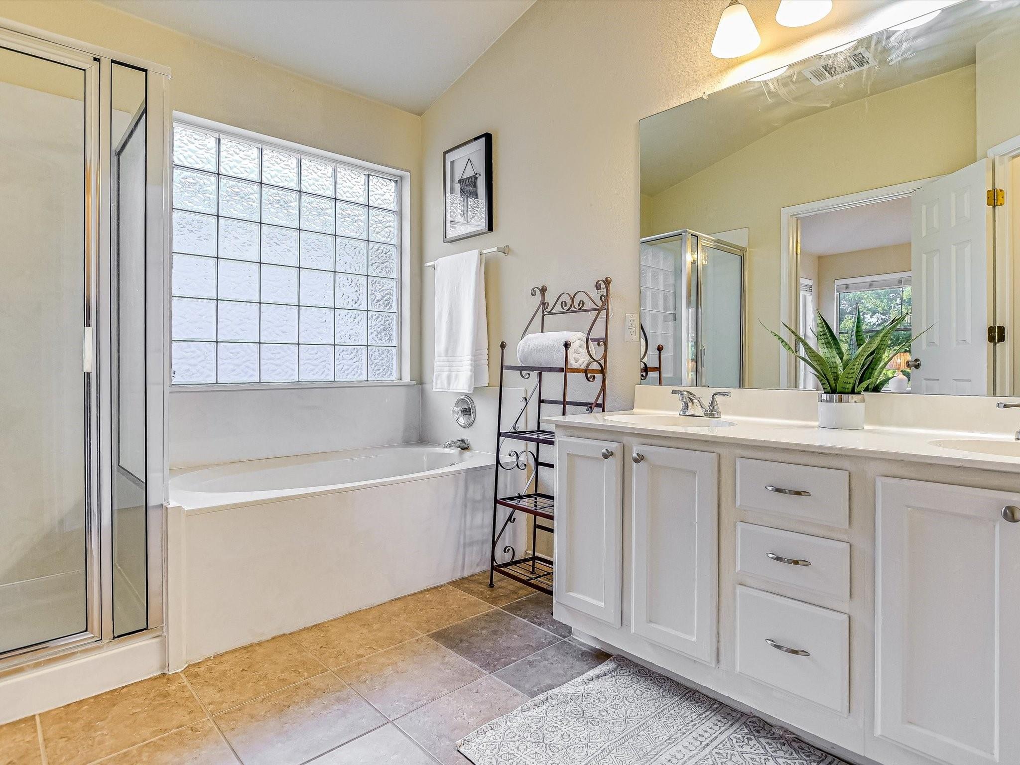 Cedar Park, Texas 78613, United States, 4 Bedrooms Bedrooms, ,3 BathroomsBathrooms,Residential,Active,41943