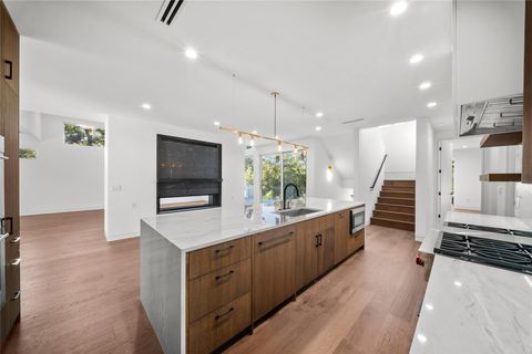 Tiny photo for 2904 Westhill DR, Austin, TX 78704 (MLS # 2682180)