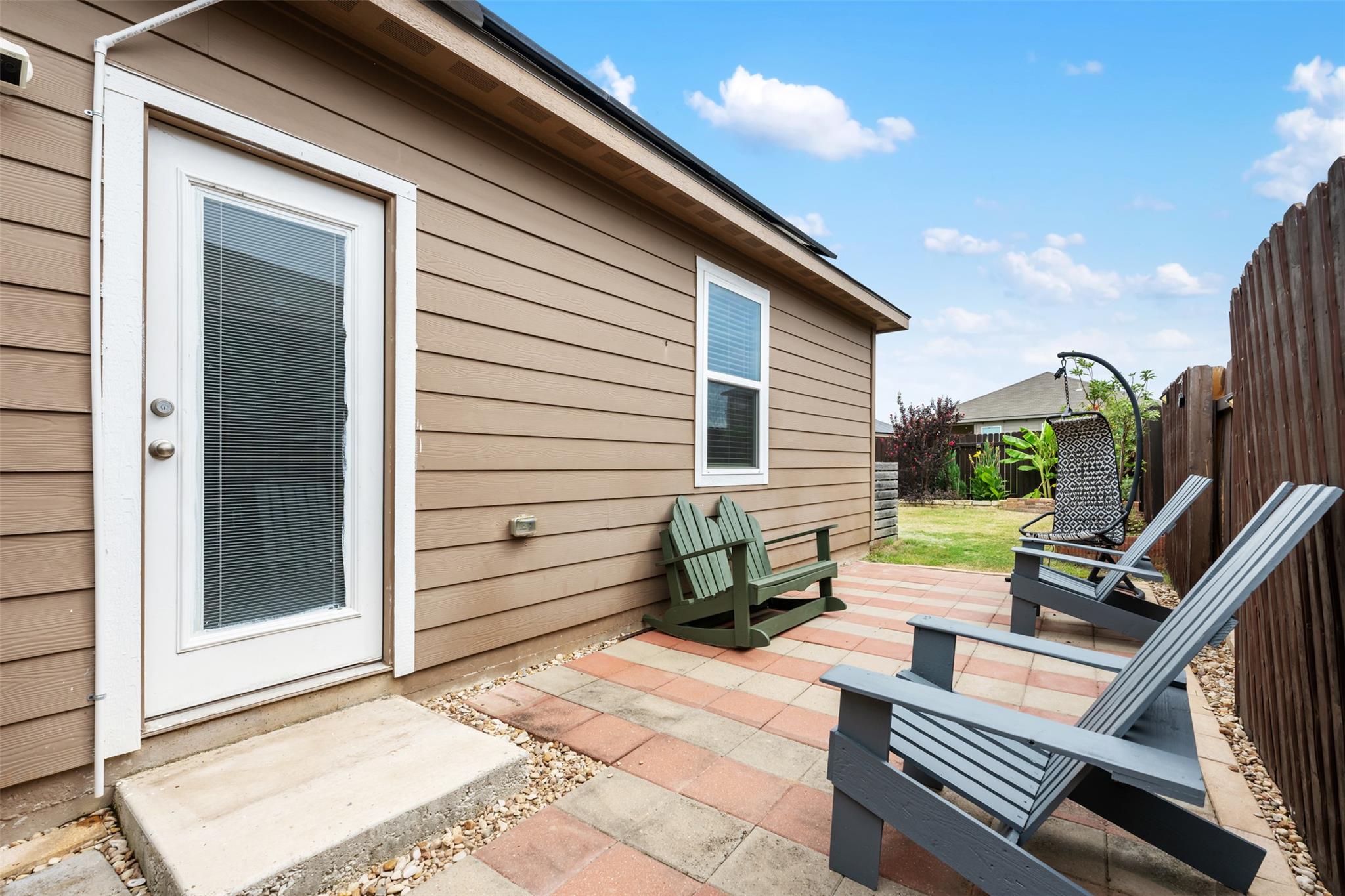 Liberty Hill, Texas 78642, United States, 4 Bedrooms Bedrooms, ,2 BathroomsBathrooms,Residential,Pending,190390