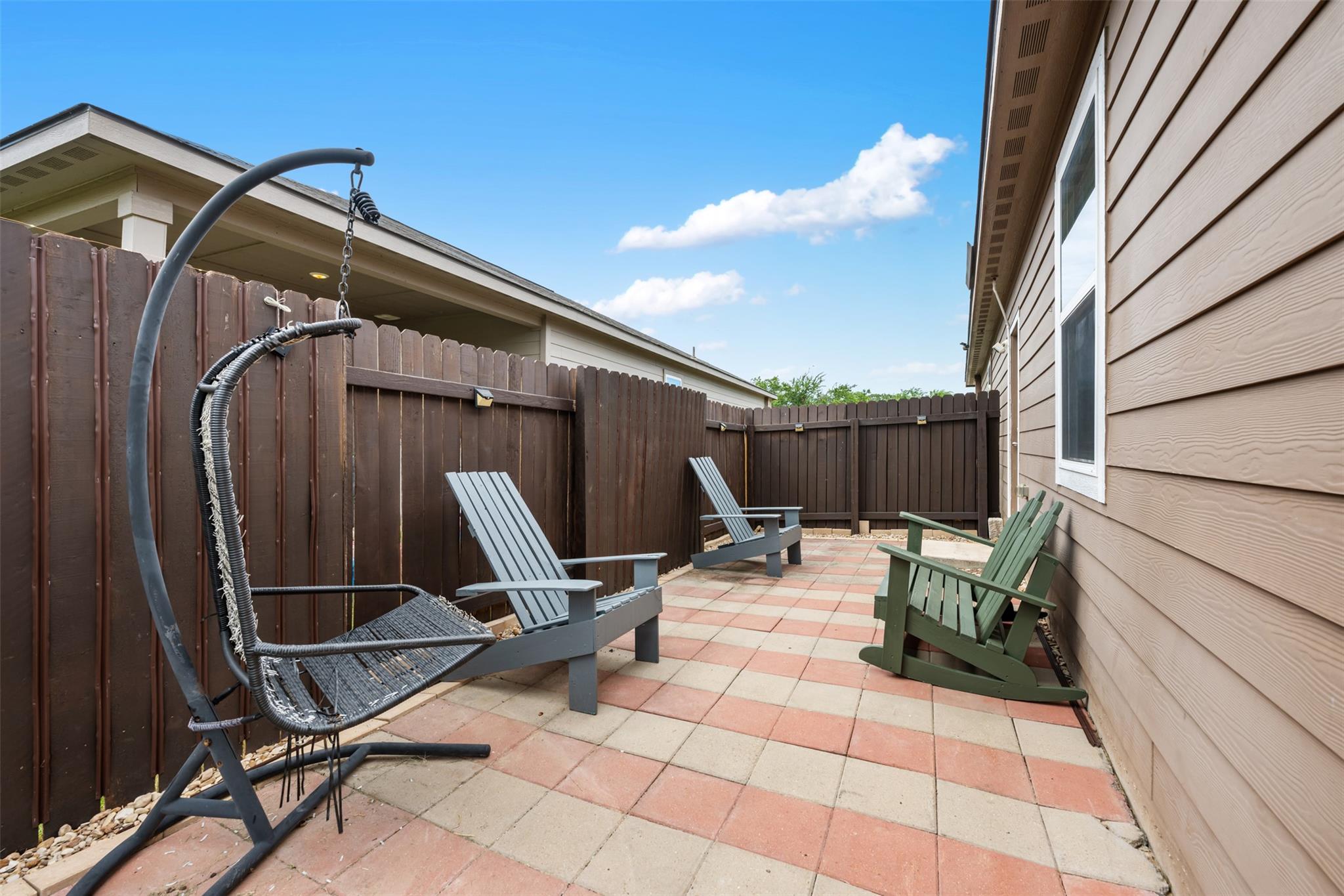 Liberty Hill, Texas 78642, United States, 4 Bedrooms Bedrooms, ,2 BathroomsBathrooms,Residential,Pending,190390