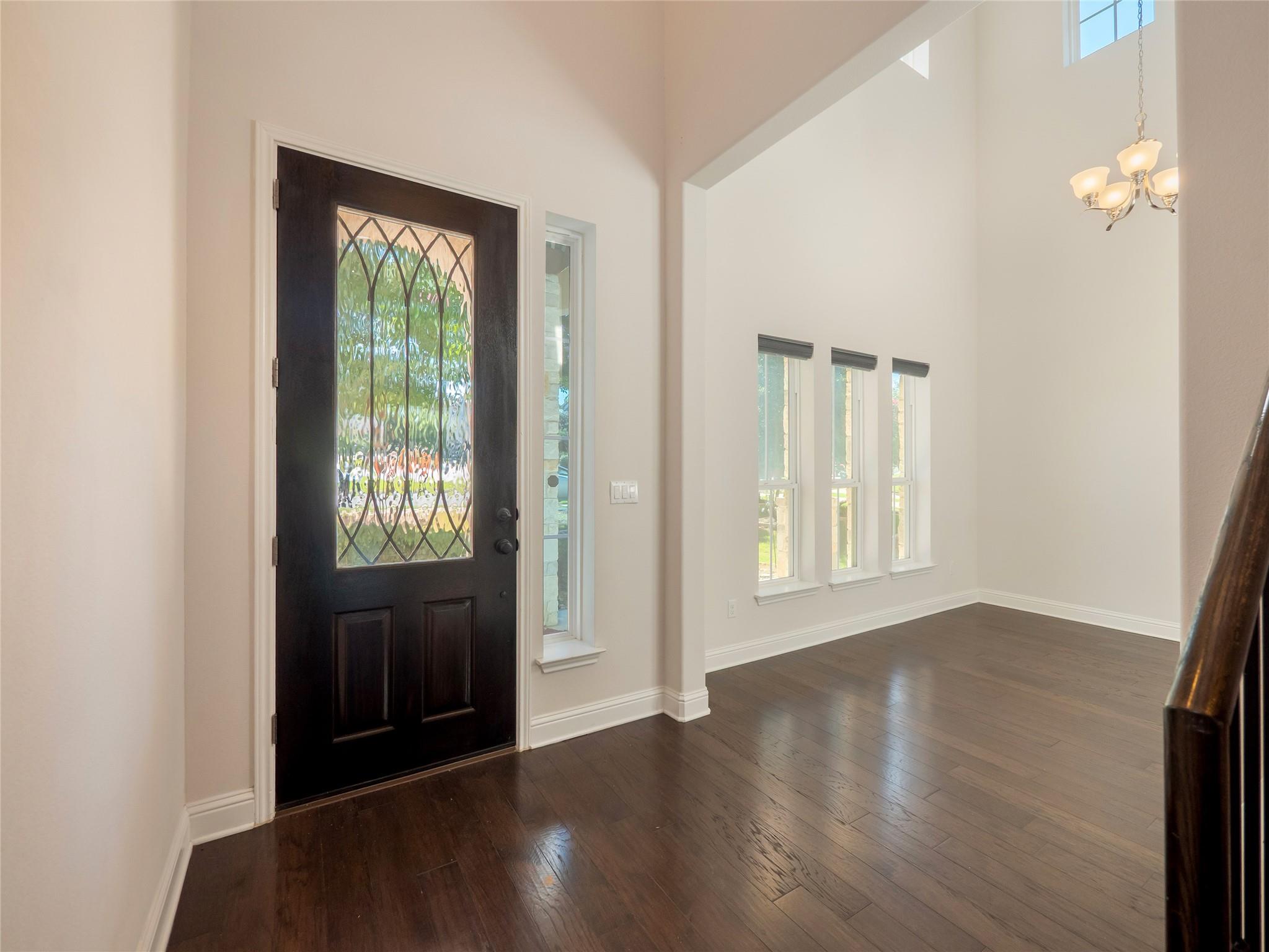 608 Cascada LN