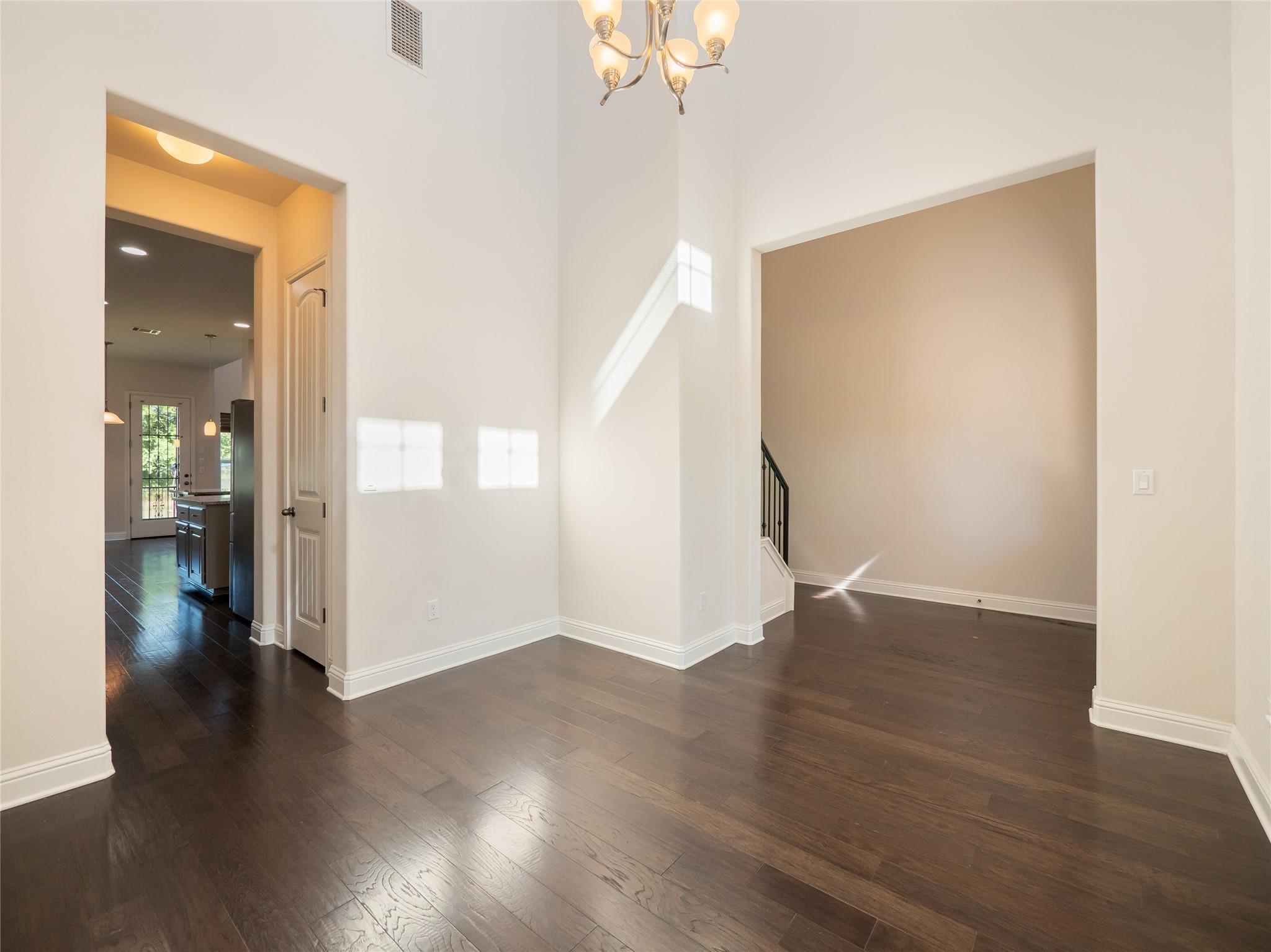 608 Cascada LN