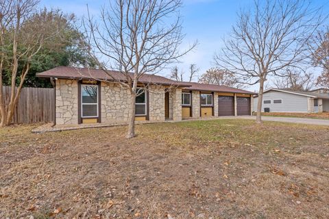 Photo of 13300 Wisterwood ST, Austin, TX 78729 (MLS # 8643460)