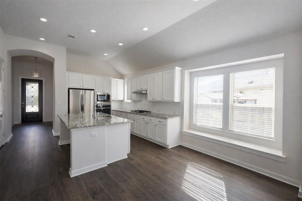 Photo of 155 Rosebush DR, Liberty Hill, TX 78642 (MLS # 4171442)