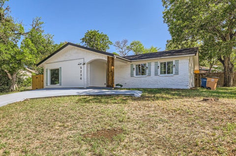 Photo of 5236 Meadow Creek DR, Austin, TX 78745 (MLS # 9926827)