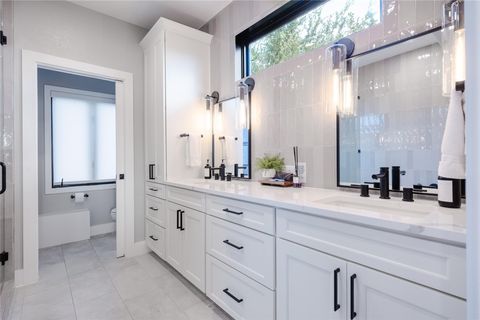 Tiny photo for 516 Deckhouse DR, Point Venture, TX 78645 (MLS # 2302319)