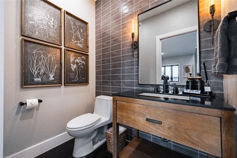 Tiny photo for 516 Deckhouse DR, Point Venture, TX 78645 (MLS # 2302319)