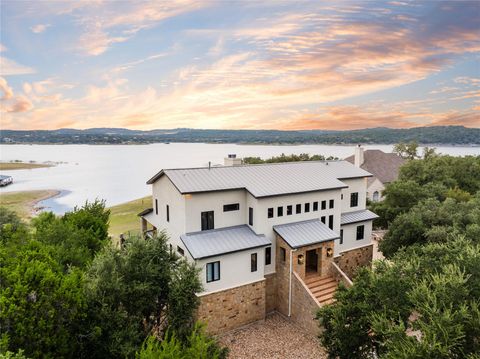 Photo of 516 Deckhouse DR, Point Venture, TX 78645 (MLS # 2302319)